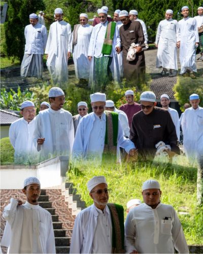 Kunjungan-Seminar-Prof.-Al-Habib-Abdullah-bin-Muhammad-Baharun-di-Pesantren-Darul-Habib-4