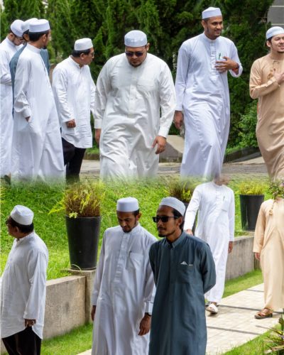 Studi-Banding-Ponpes-Markaz-Syariah-Megamendung-1
