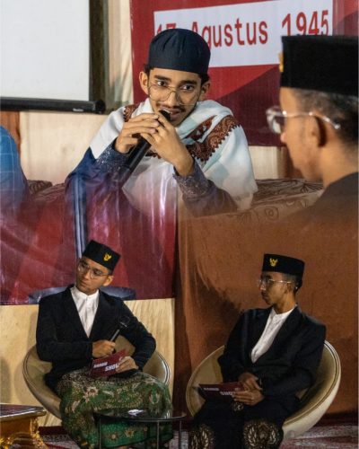 Talkshow-Santri-Darul-Habib-Meriahkan-Hari-Kemerdekaan-RI-ke-80-4 (1)